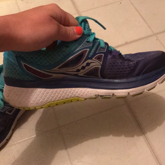 Running shoes - Picture 4 of 4